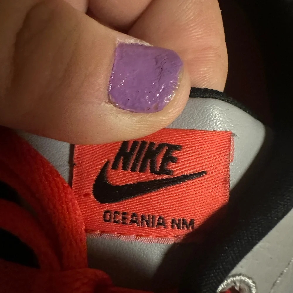 Nike Men's Gray and Red‎ Sneakers